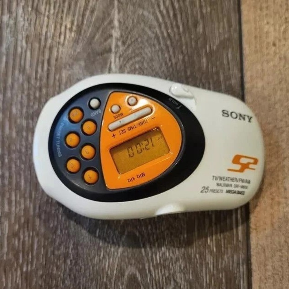 Sony Walkman SRF-M80V Digital Radio TV Weather FM AM Mega Bass White Orange